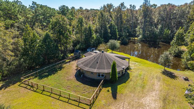 2718 S  Hampton Rd, Huger, SC 29450
