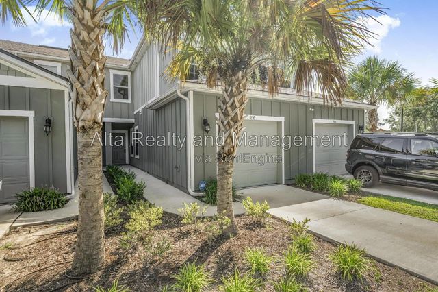 9139 Stony Brook Rd, Jacksonville, FL 32256