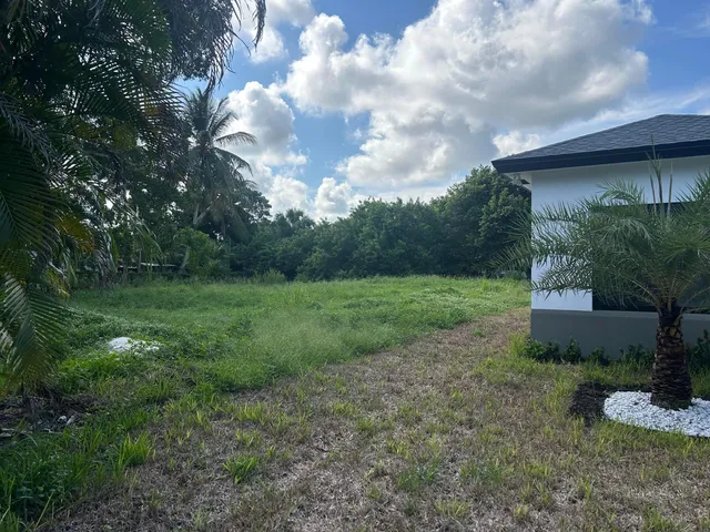 4892 Alberta Avenue, West Palm Beach, FL 33417