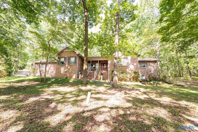 37 Fieldstone Pl, Somerville, AL 35670