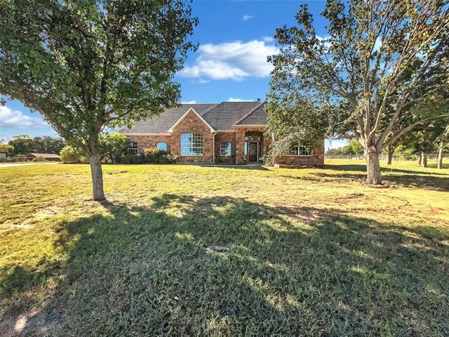 100 Imperial Mammoth Valley Ln   #L, Weatherford, TX 76085