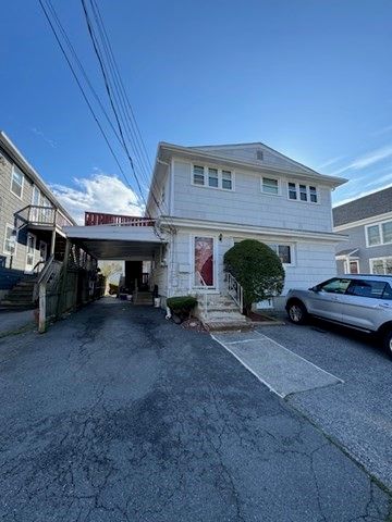 23 Central St #2, Marblehead, MA 01945