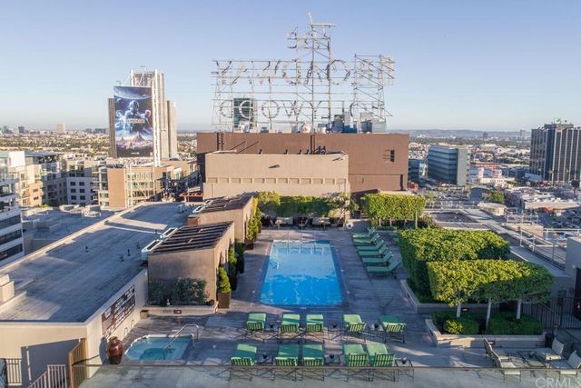 1645 N  Vine St #Penthouse 1010, Los Angeles, CA 90028
