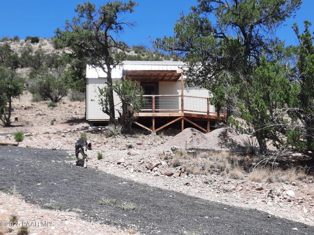 52990 N  Calle Campo, Seligman, AZ 86337