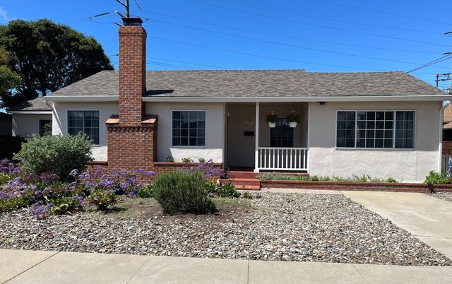 249 Dundee Dr, Monterey, CA 93940