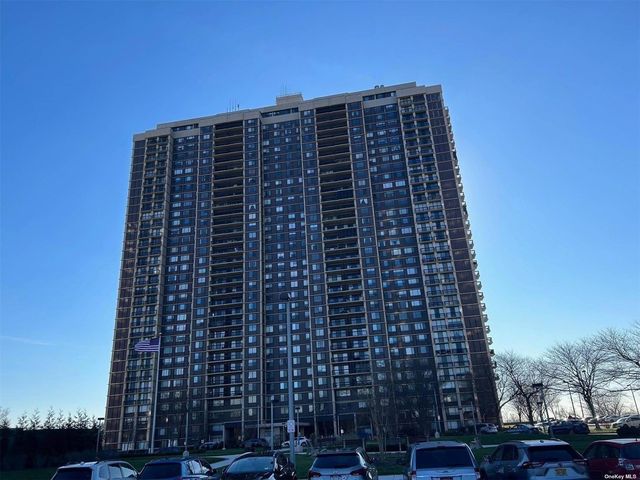 270-10 Grand Central Parkway UNIT 33S, Floral Park, NY 11005