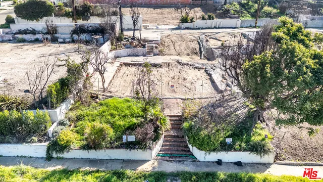 588 Radcliffe Ave, Pacific Palisades, CA 90272
