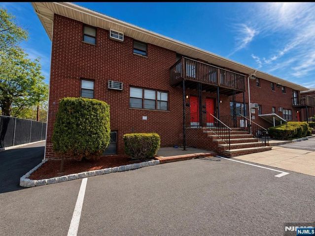 183 Terhune Ave #3, Lodi, NJ 07644