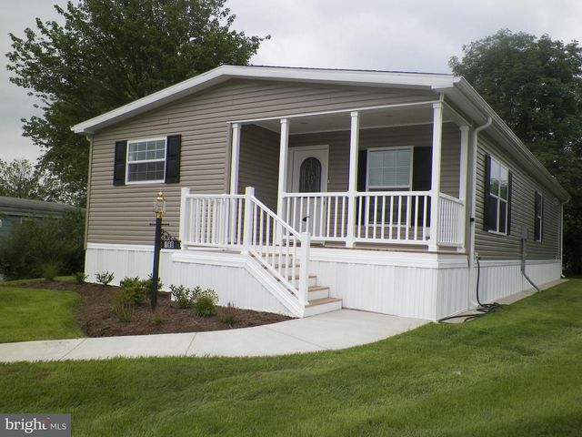 469 Running Brook Rd, North Wales, PA 19454