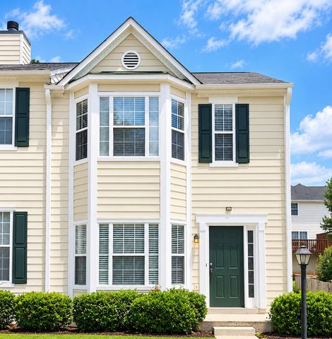 4319 Thorngate Ln, Acworth, GA 30101