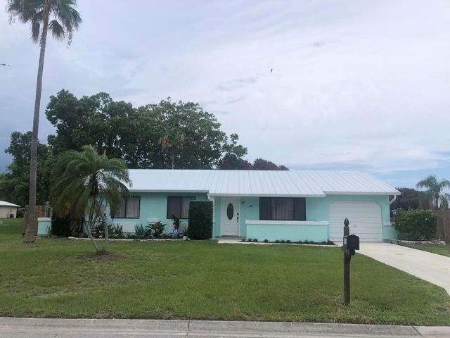 1991 SE West Dunbrooke Circle, Port Saint Lucie, FL 34952
