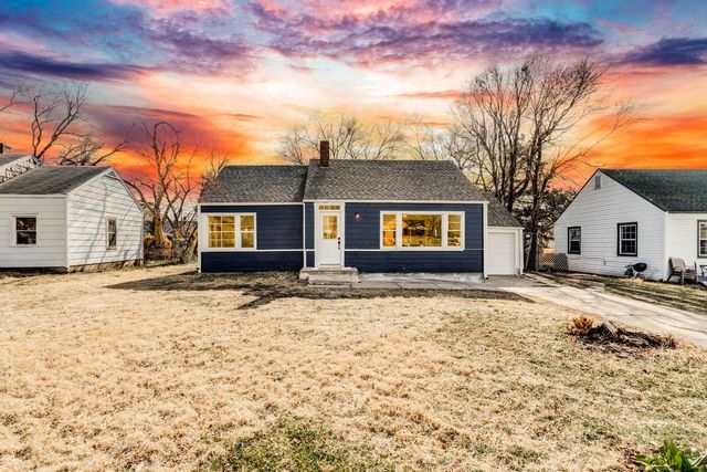 3009 E  Maplewood Dr, Wichita, KS 67214