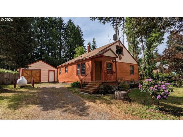 49640 High Prairie Loop, Oakridge, OR 97463