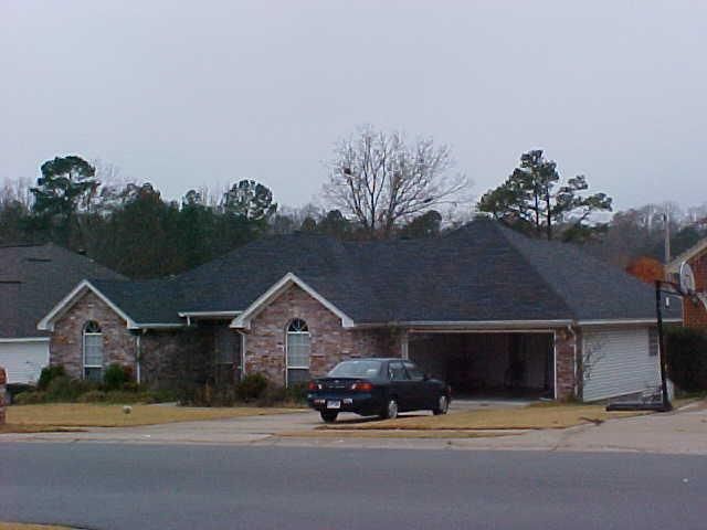 2300 Stoney Creek Dr, Little Rock, AR 72211
