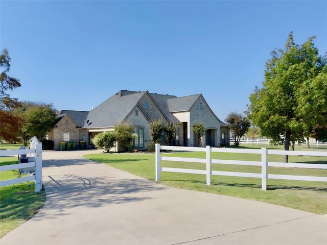 13237 Willow Creek Dr, Haslet, TX 76052