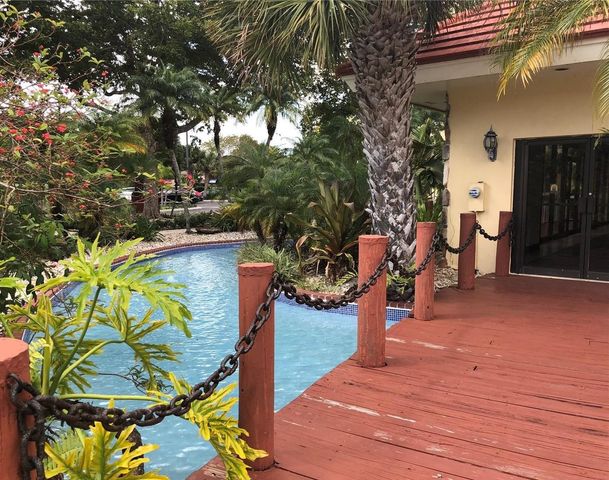 8103 Camino Real #C-407, Miami, FL 33143