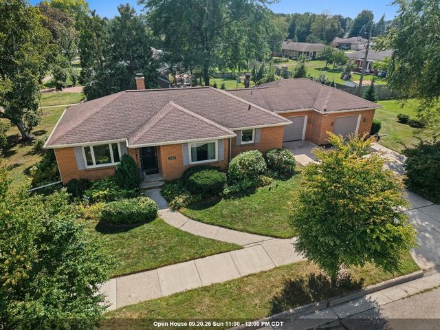 1862 Melon Ave, Green Bay, WI 54302