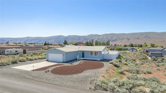 304 Airport Way SW, Mattawa, WA 99349