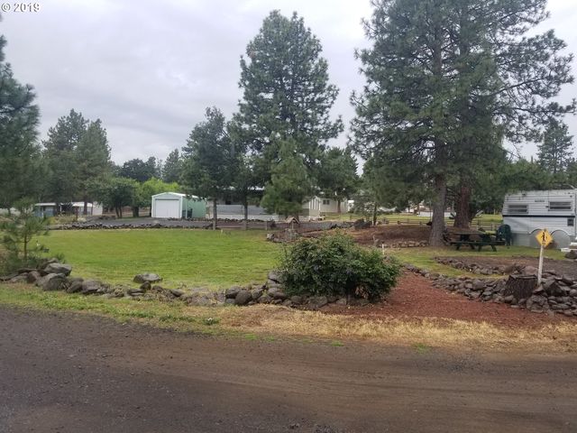158 S  Lakewood Rd, Tygh Valley, OR 97063