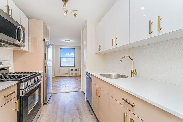 40 Brighton 1st Rd #7N, Brooklyn, NY 11235