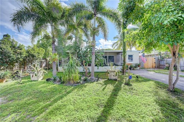 180 NW 43rd Ct, Oakland Park, FL 33309