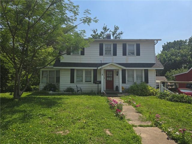 9521 E  13th St S, Independence, MO 64052