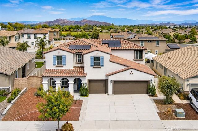 29832 Urtica Ct, Menifee, CA 92584