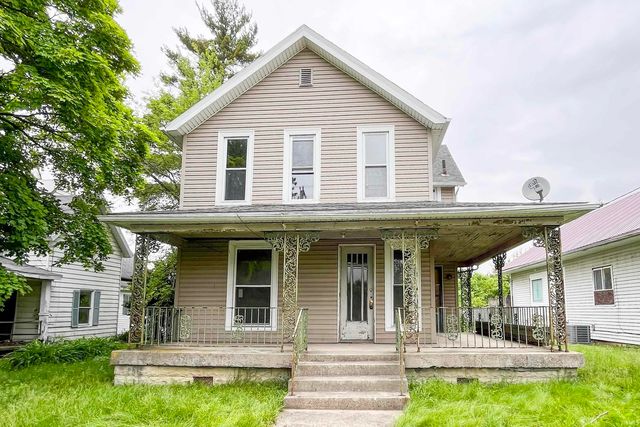 402 W  Elm St, Gaston, IN 47342