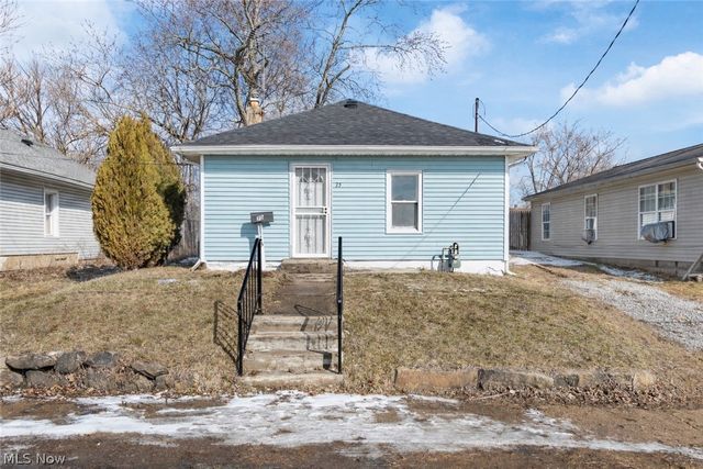 75 W  Dartmore Ave, Akron, OH 44301