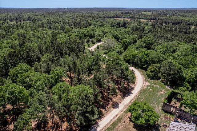 6077 Tract Cres #3-4200, Pennington, TX 75856