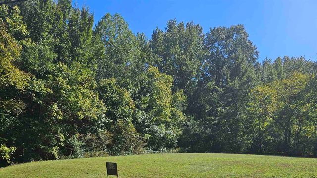 2441 Haisch Rd #70, Memphis, TN 38127