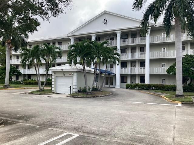 2621 Village Boulevard #104, West Palm Beach, FL 33409