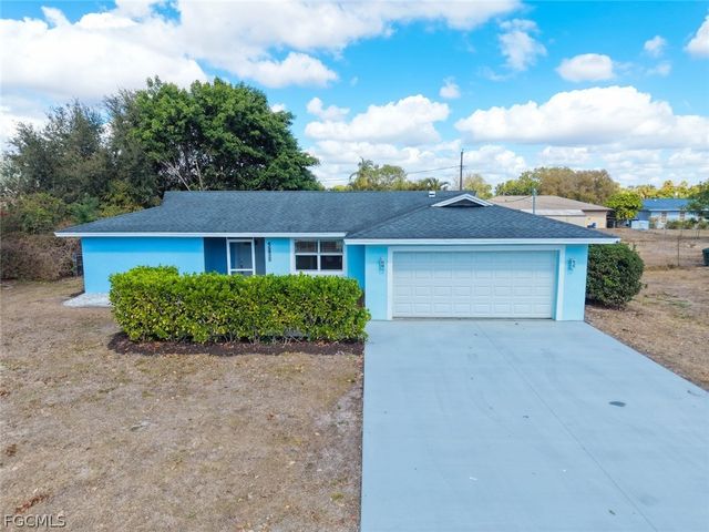 14026 Barcelona Ave, Fort Myers, FL 33905
