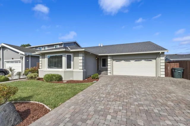310 Mainsail Ct, Foster City, CA 94404