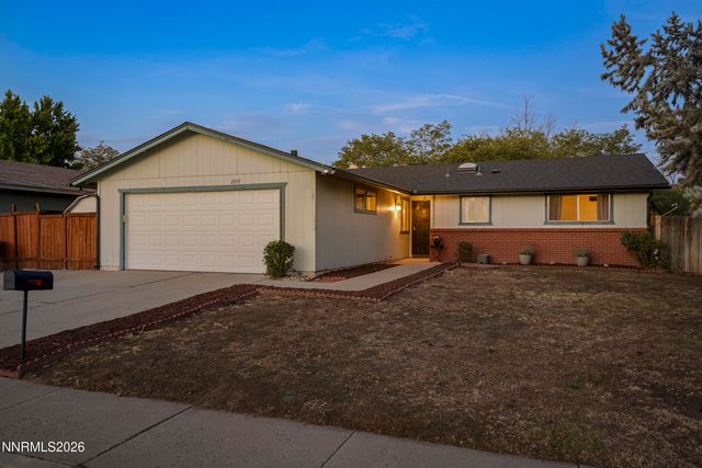 2810 Chavez Dr, Reno, NV 89502