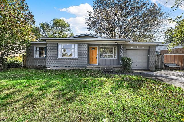 3312 Mayhew Dr, Dallas, TX 75228