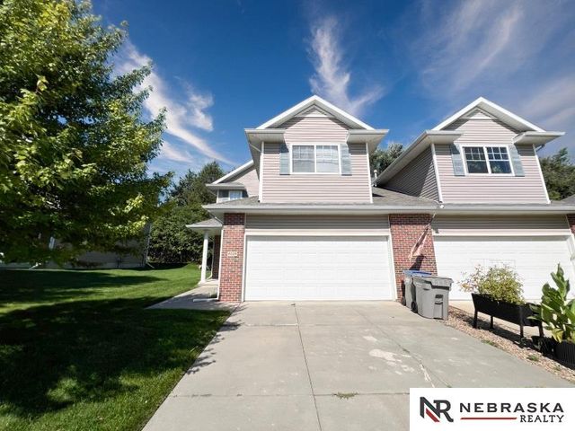 4029 N  18th St, Lincoln, NE 68521