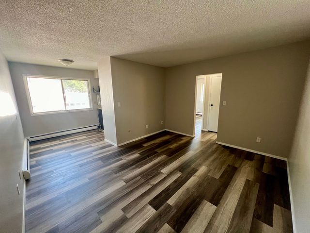 440 S  Western Ave #7, Sioux Falls, SD 57104