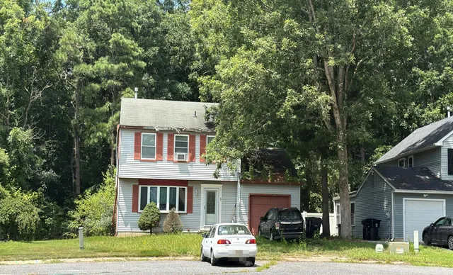 7 Lily Ct, Atco, NJ 08004