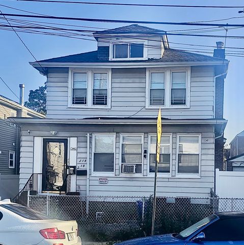 119-44 193rd St #2, Saint Albans, NY 11412