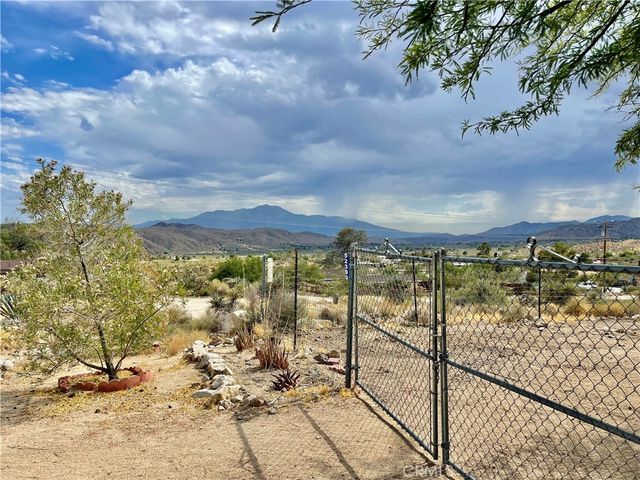 52390 Alta Dena Dr, Morongo Valley, CA 92256