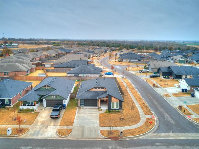 1212 SW 162nd St, Oklahoma City, OK 73170