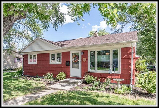 801 Grove St, Menasha, WI 54952