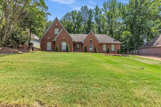 334 Brook Ridge Dr, Cordova, TN 38018