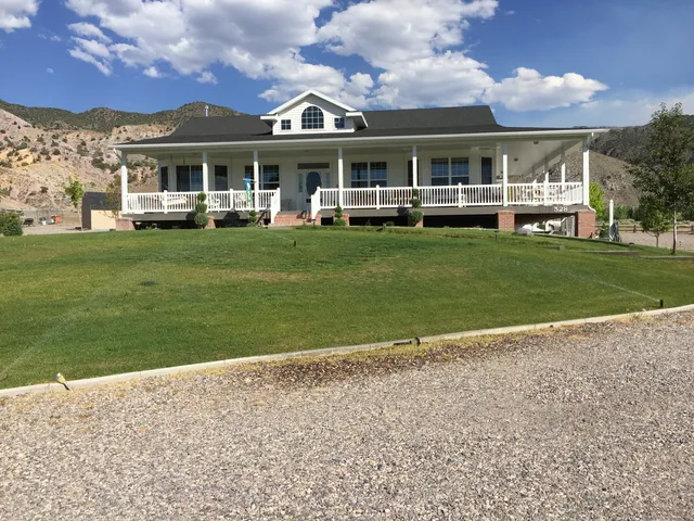 528 E  700 S, Monroe, UT 84754