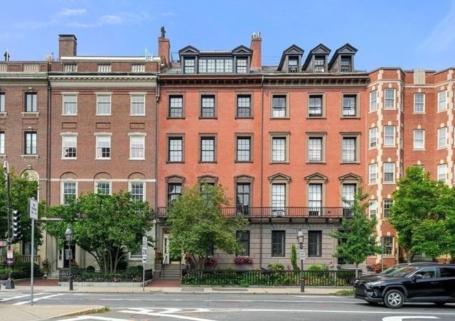 Beacon Hill Boston Neighborhood Guide - Compass