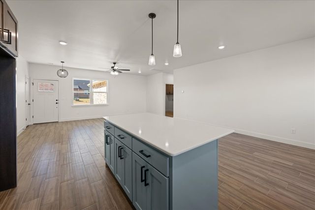 9738 Renee St, Guthrie, OK 73044