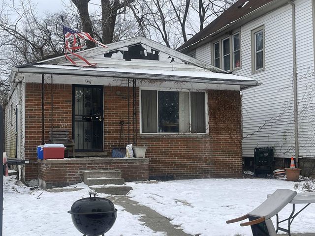 146 E  Dakota, Detroit, MI 48203
