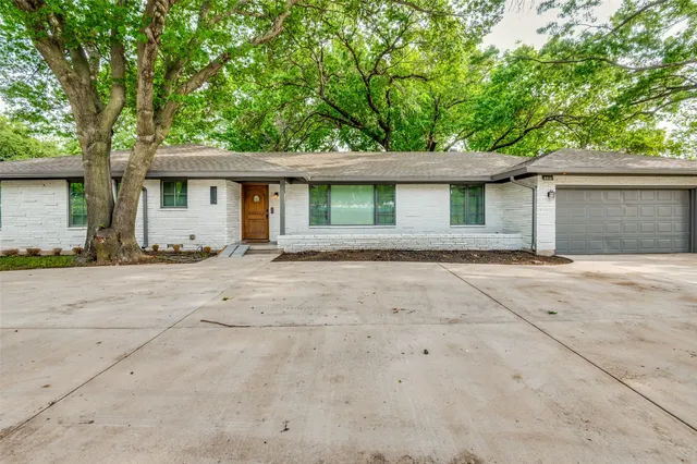 6514 Royal Ln, Dallas, TX 75230