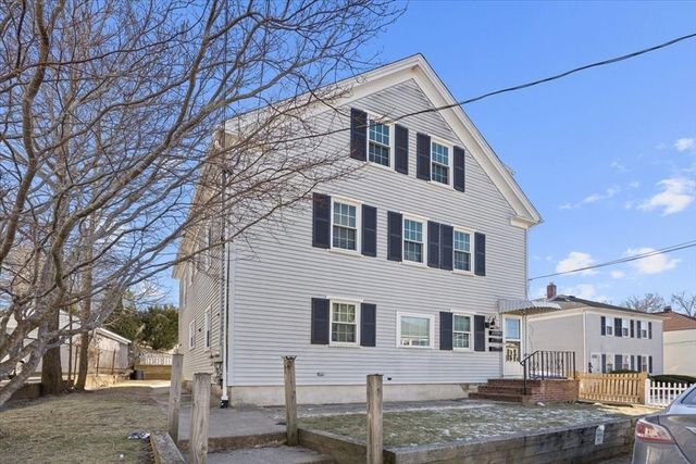 20 Peck Ave, Plymouth, MA 02360